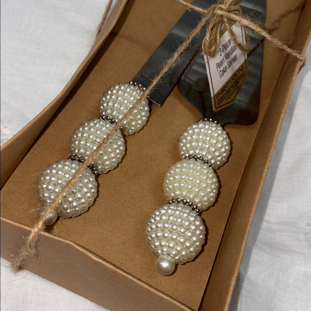 BRAND NEW Thirstystone Pearl Handled Cake Knife & Server Set in Ivory Pearls